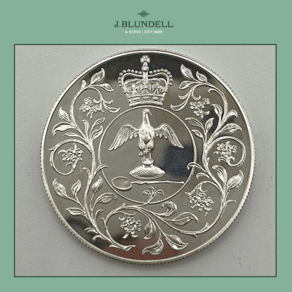 1977 Elizabeth II Jubilee Silver Proof Crown - Image 3