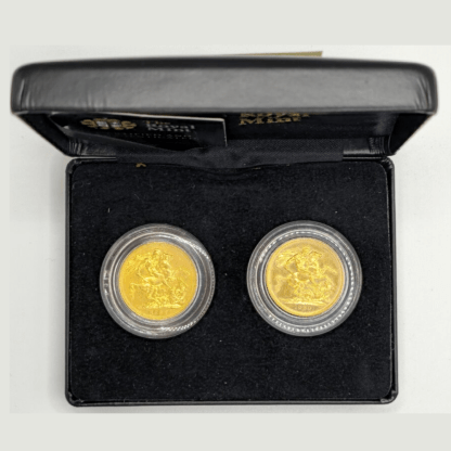 The Royal Mint 1887 Jubilee Head & 1980 Young Head Sovereign Box Set - Image 2