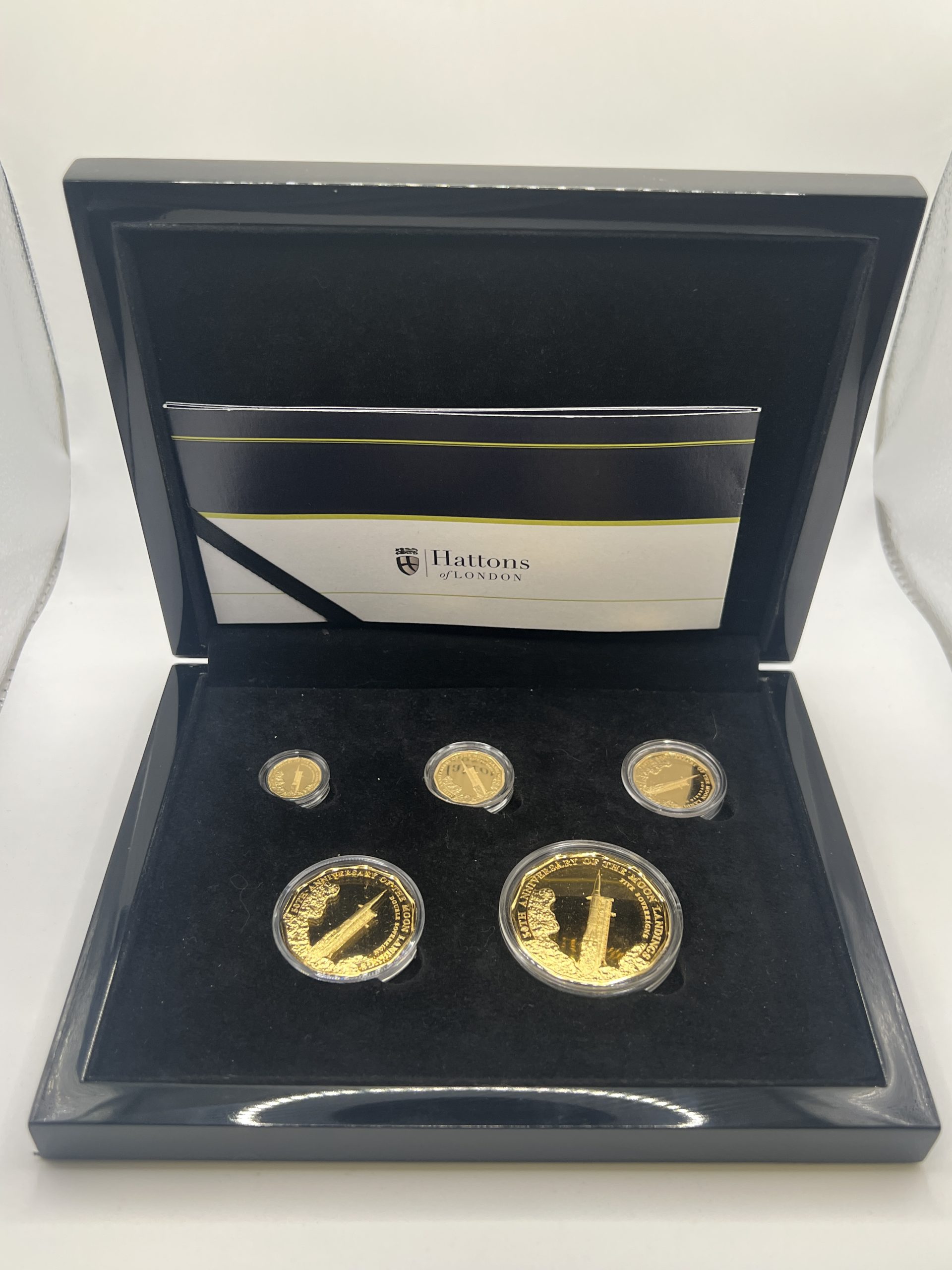 Hattons of London Moon landing 50th anniversary 11 sided 5 gold sovereign set